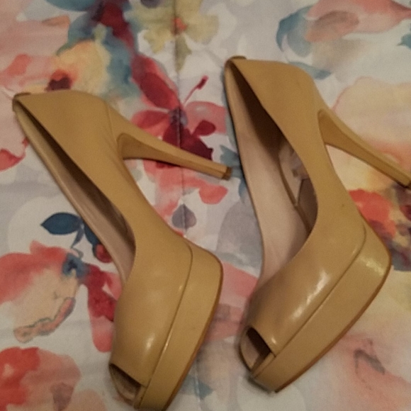 Michael Kors pumps - Picture 2 of 8